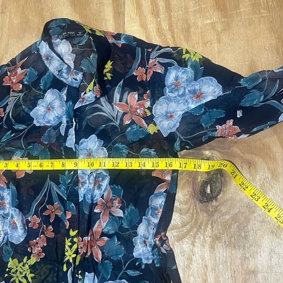 ZARA BASIC ~ Sheer fashion Floral Dress cover-up ~ Size XS @C2 - Picture 4 of 6